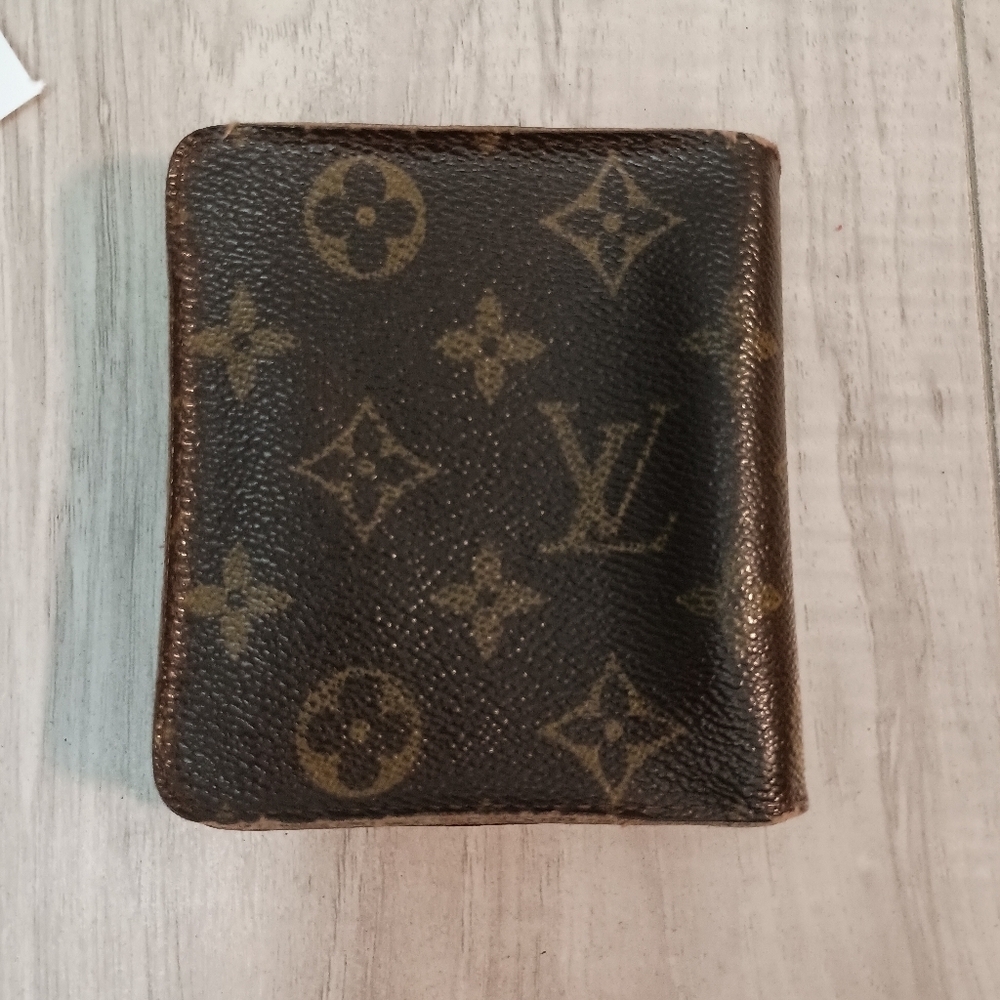 Louis Vuitton Brown Monogram Compact Wallet - Picture 2 of 11